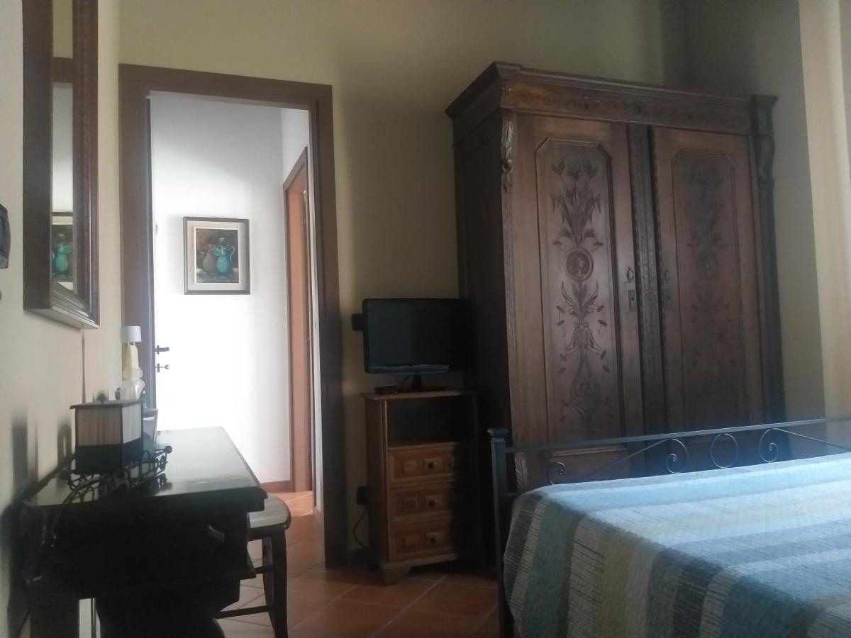 Mosci'S Bed & Beer Bed and Breakfast San Damiano dʼAsti Εξωτερικό φωτογραφία