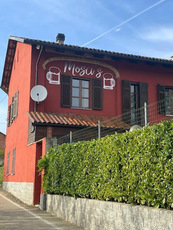 Mosci'S Bed & Beer Bed and Breakfast San Damiano dʼAsti Εξωτερικό φωτογραφία